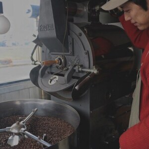 【毎月定期便】芳醇な香りと濃厚な甘味の珈琲 計1kg豆×全12回【4055773】