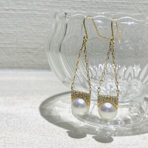 【K18YG白百合真珠ダイヤモンドピアスKM03】【配送不可地域：沖縄県】【1642159】