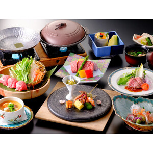 湯郷温泉 湯郷グランドホテル 一泊二食付ペア宿泊券 (平日限定・夕食は地元特選牛なぎビーフ会席料理)_旅行券・チケット 宿泊券 _【1083497】