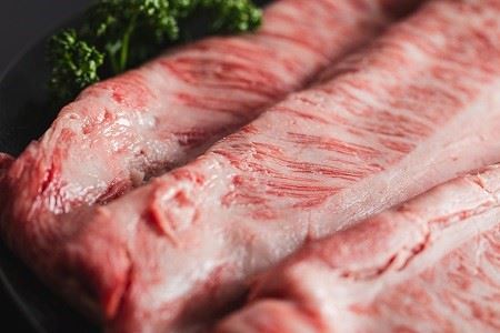 黒毛和牛 4等級以上 岡山県産 牛肉 肩ロース すき焼き用 400g _A26