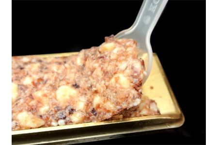 果実農家が作った 新感覚のフルーツスイーツ 洋酒が香る 「大人のピオーネチョコ」 35g×6個 _S44