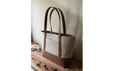 【AKIRAオリジナル】【マツコの知らない世界 で紹介されました！】大きなトートバッグ レディスショルダータイプ ストライプ×薄茶デニム A4対応 大きい 大容量 軽量 軽い 横型 日本製 キャンバス 肩掛け 通勤 通学 上質 カジュアル オシャレ シンプル レディース カバン 鞄 バック