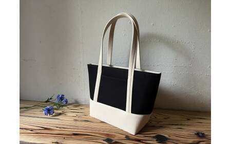 【 AKIRA オリジナル】【 マツコの知らない世界 で紹介されました！】 中型レディストートバッグ ショルダータイプ 黒×ライトベージュ 軽量 軽い 日本製 キャンバス 帆布 横型 肩掛け 通勤 通学 大容量 上質 カジュアル オシャレ レディース カバン 鞄 バック