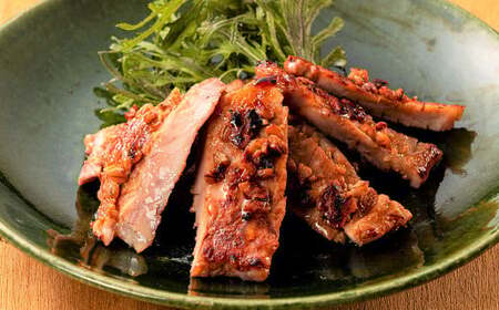 おかやまピーチポーク 金山寺味噌漬け 5枚 (約105g×5枚) 計約525g / ピーチポーク 豚肉 ポーク 豚ロース ロース ロース肉 肉 お肉 国産豚 国産豚肉 味噌漬け 味付き 味付き肉 惣菜 総菜 グルメ 加工品 加工食品 岡山県 美咲町 冷凍