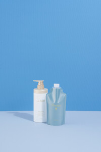 \年内発送/ ラサーナ プレミオール トリートメント・専用空ボトル セット