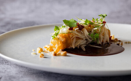 ディナーペアお食事券 【33Fレストラン シャンボール】スペシャルコース1