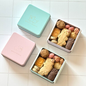 犬のクッキー缶