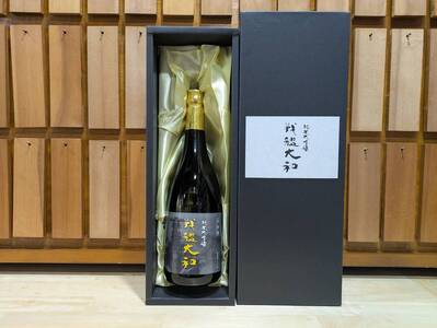 【数量限定】雨後の月 純米大吟醸 『戦艦大和』 ku192-001-r