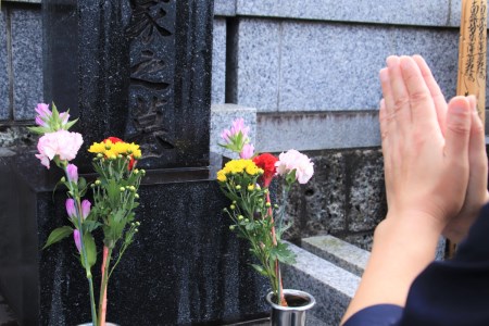 お墓参り代行 状況確認プラン お墓 合掌礼拝 写真撮影 1回 広島県 呉市 ku078-012-r