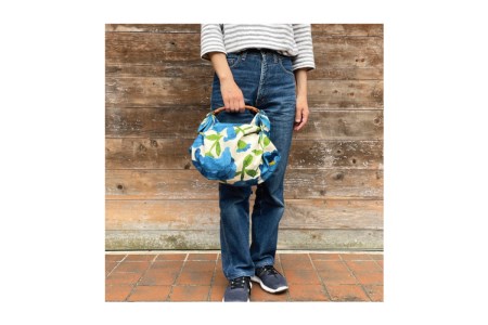 ウオーク社 ふろしきハンドセット（ブリアンテス/ブルー）風呂敷 ふろしきバッグ バッグ ハンドル 持ち手 取っ手 シビラ おしゃれ 可愛い かわいい ギフト プレゼント 送料無料 広島県 呉市 ku079-032-r