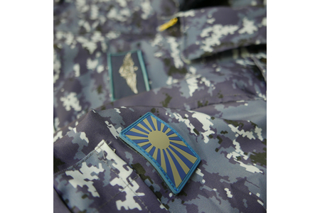 防寒ブルゾン (海上自衛隊デジタル迷彩柄) 2か所ワッペン付 (ウィングマーク・自衛艦旗)  4Lサイズ ku091-059-4l-r