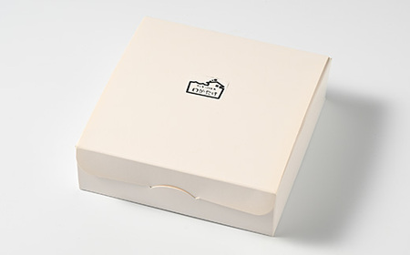 (15cmホールケーキ)アーモンドキャラメルチョコケーキ【思いやり返礼品】