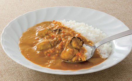 広島名産 かき カレー マイルド甘口 200g×10個セット【 惣菜 レトルト レトルトカレー 時短 簡単 調理 温めるだけ 広島県産かき テレワーク 在宅 お昼 ランチ 洋食 海鮮カレー 】