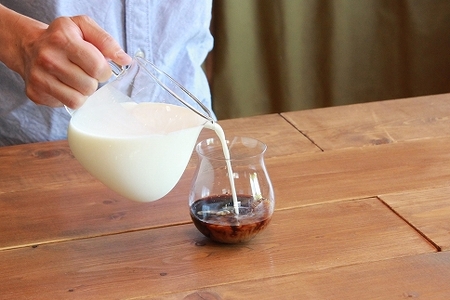 カフェインレス　カフェオレベース　２本　(加糖　500ml　紙パック）スペシャルティコーヒー