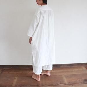 パジャマワンピース 柄:白