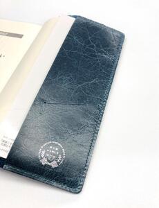 革工房いんのしま シワが楽しめる牛革ブックカバー新書本サイズ(色：紺)
