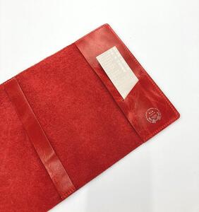 革工房いんのしま シワが楽しめる牛革ブックカバー新書本サイズ(色：赤)