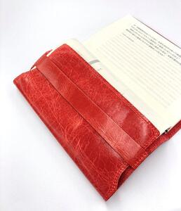 革工房いんのしま シワが楽しめる牛革ブックカバー新書本サイズ(色：赤)