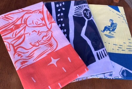 映画の街・尾道の映画館「シネマ尾道」招待券付ポストカード２枚＋オリジナルボールペン、手拭い