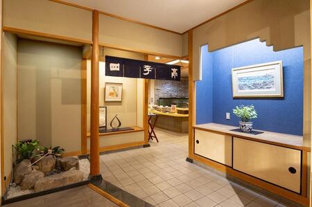 【尾道国際ホテル】平休日1泊朝食付 ペア宿泊券