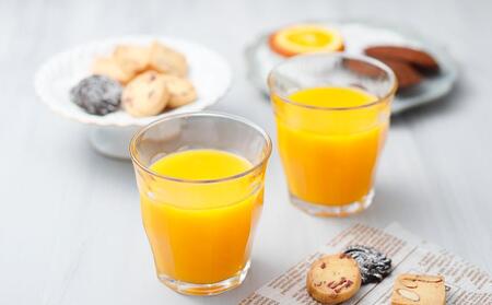 もりの農園のドルチェみかんで作った”自慢の”みかんジュース 2本 化粧箱【無添加 100% ストレート】2025年12月中旬〜発送予定