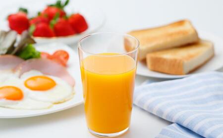 もりの農園のドルチェみかんで作った”自慢の”みかんジュース 2本 化粧箱【無添加 100% ストレート】2025年12月中旬〜発送予定