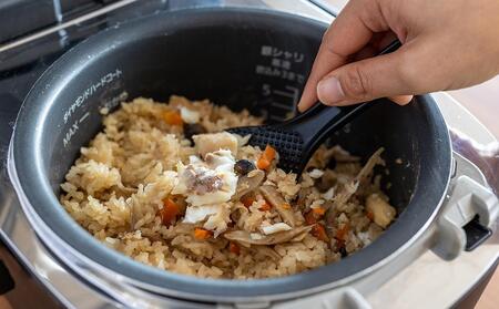 天然真鯛の炊き込みご飯（3合炊き） 4個セット