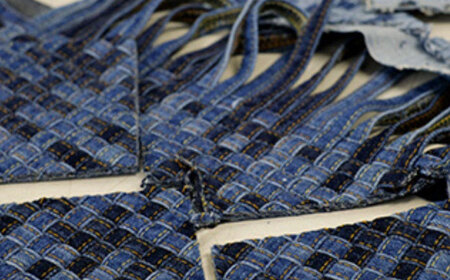 カードケース デニム加工職人の手仕事から生まれた『デニムループ カードケース』 [BADK017]