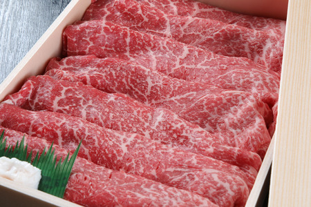 黒瀬牛 すき焼き用　1kg【配達不可：北海道・沖縄・離島】