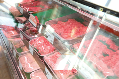 黒瀬牛 ステーキ用　180g×4枚【配達不可：北海道・沖縄・離島】