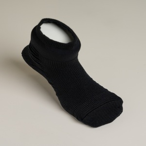 転倒予防くつ下どんどんウォーク2足組　黒　22～23cm