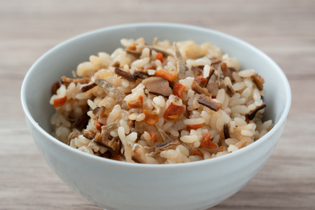 非常食　【長期保存可能】ストックライス炊き込みご飯　２００ｇ×２４個