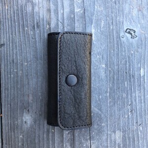 広島ジビエレザー鹿革コンパクトキーケース【01ブラック】