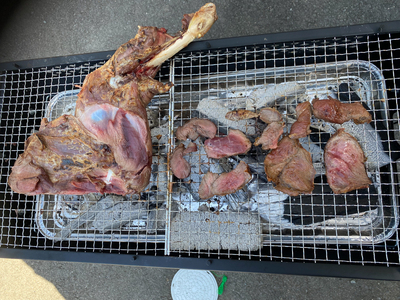 栄肉　スペシャルBBQ骨付き鹿肉