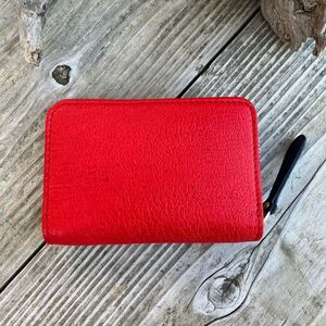 【広島東洋カープ×広島ジビエレザー】東広島産天然鹿革ラウンドファスナーミニ財布-上品なジビエ鹿革&スムーズ開閉!ポケットにすっぽり収まる贅沢な逸品