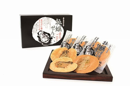 宮島ぷちえ～もん　３点セット（もみじ饅頭、牡蠣まるごとせんべい、杓子）