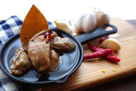 ★北海道・沖縄・離島配送不可★牡蠣のオイル漬け２本セット（アヒージョ、グリル＆チーズ）