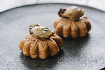 もみじの出逢い牡蠣セレクション（もみじまんじゅうと牡蠣のオイル漬けセット）