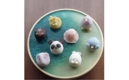 B086 【定期便】可愛い練り切り菓子8個(春夏秋冬年4回)