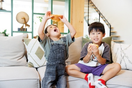 D399 三角チーズサンドパン８個入