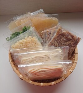 うどん 8人前 セット どんどん ふるさと萩の味 肉うどん 麺類 肉 牛肉 冷凍｜HG000542