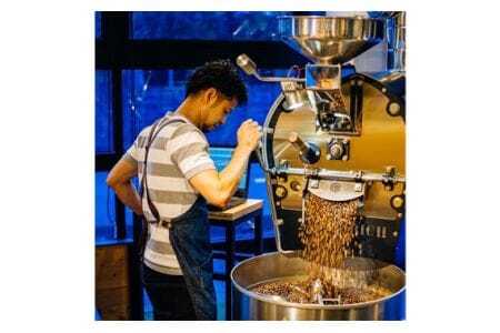 【3ヶ月定期便】コーヒー豆 200g×2種類(毎月1回発送) / 珈琲 特別 山口県 No.148