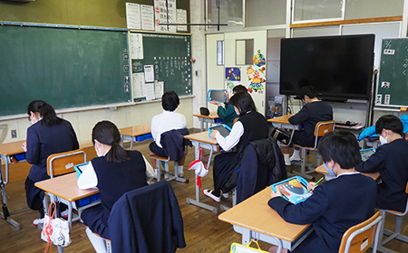 【返礼品なし】市内の市立中学校を応援！（ 通津中学校 東中学校 本郷中学校 岩国中学校 平田中学校 周東中学校 麻里布中学校 岩国西中学校 錦中学校 川下中学校 由宇中学校 美和中学校 灘中学校 玖珂中学校 ）