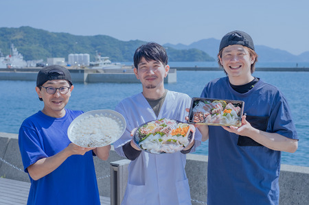 (1255)刺身 盛り合わせ 冷蔵 「旬のお刺身盛合せ」地魚 3～4人前 仙崎 新鮮 配達不可エリア有り 新潟 東北 北海道 沖縄 配達不可 配送日時指定可能 年内配送