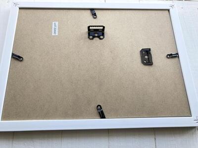 明るい形の気球の町の工場〔複製画(A4サイズ)〕(額付き)絵:徳原望