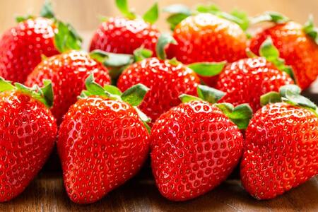 【先行予約12月下旬以降発送】極甘イチゴ よつぼし ２段箱(約800ｇ～900ｇ） 大粒完熟つみとり