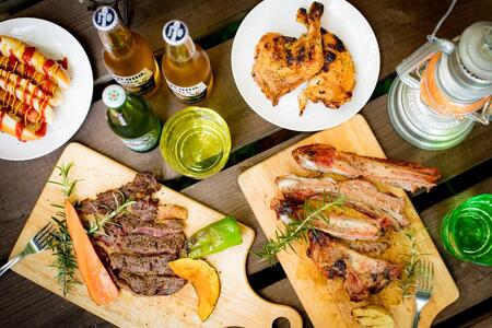 ★アメリカンBBQ付き★森のフィールドアーチェリー体験２名様分