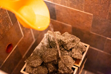 【全12回土日利用可】湯野温泉　芳山園　入浴券(10,000円分)