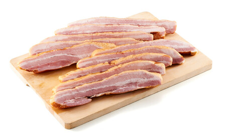 【鹿野ファーム】脂身の旨味際立つ厚切りベーコンステーキセット