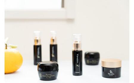 Vavaira化粧品セット(洗顔・美容液・パッククリーム)